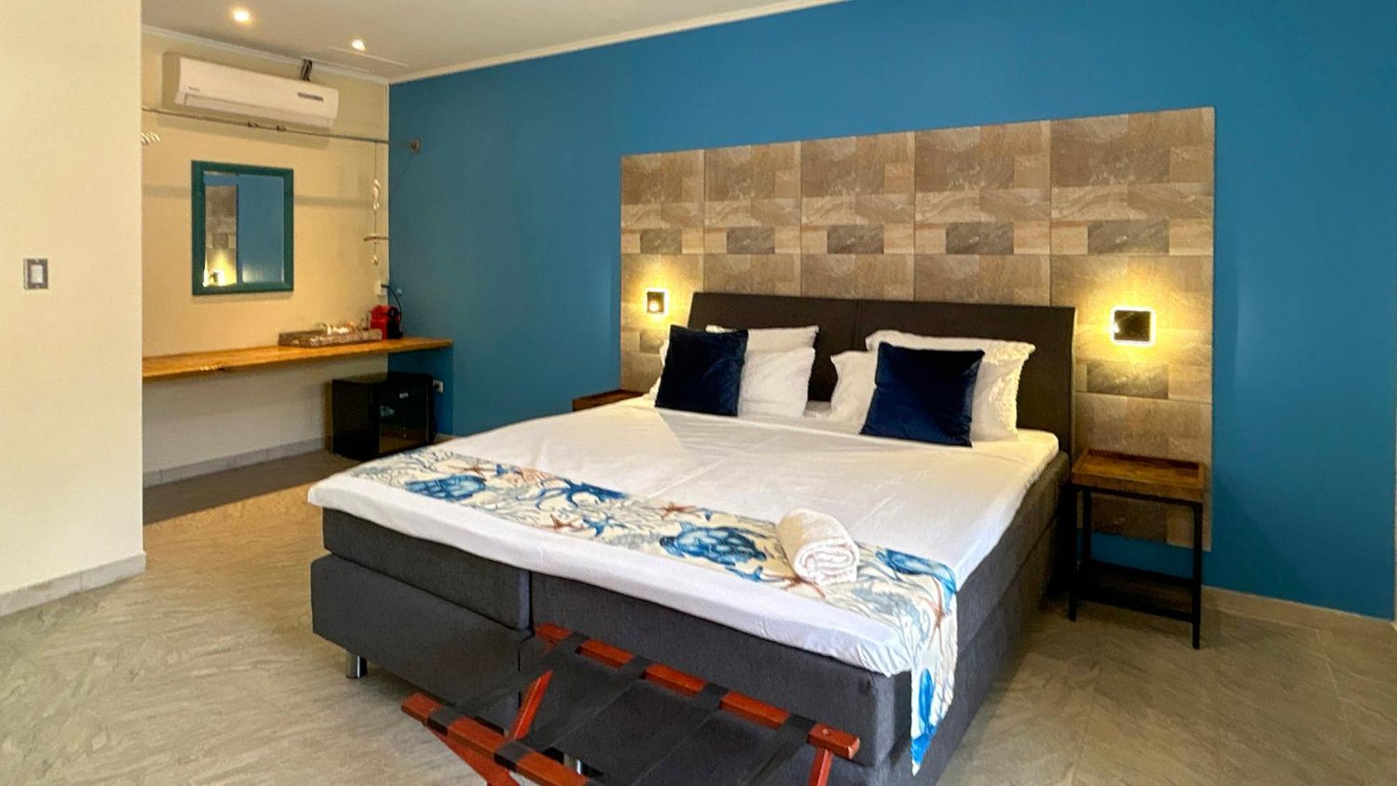 Sonrisa Boutique Hotel - Adults Only クラレンダイク エクステリア 写真